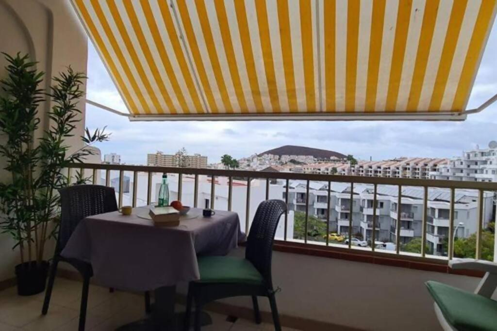 Joy & Friends 1 Apartment Los Cristianos  Ngoại thất bức ảnh