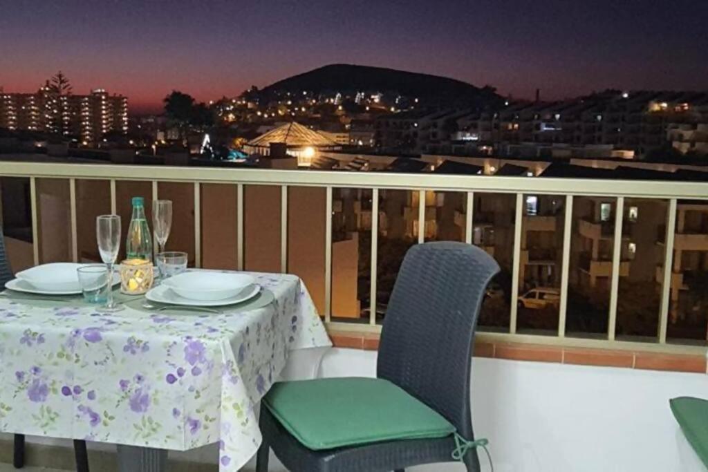 Joy & Friends 1 Apartment Los Cristianos  Ngoại thất bức ảnh